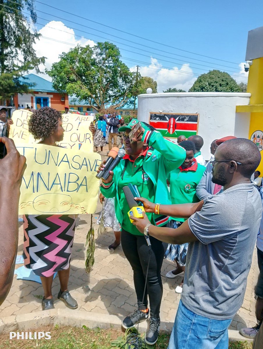 MarioTich's tweet photo. During the corruption period, it's alleged that some of the SACCO members who had sufficient savings in it were being denied loans while the details of their deceased parents were being used to process loans.
It's also alleges that the Speaker massively funded 2022 elections . https://t.co/FK9NSZRDlv