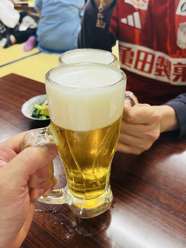 n332m130's tweet photo. 祝杯🍻
うひょー https://t.co/WCKoUppQnp