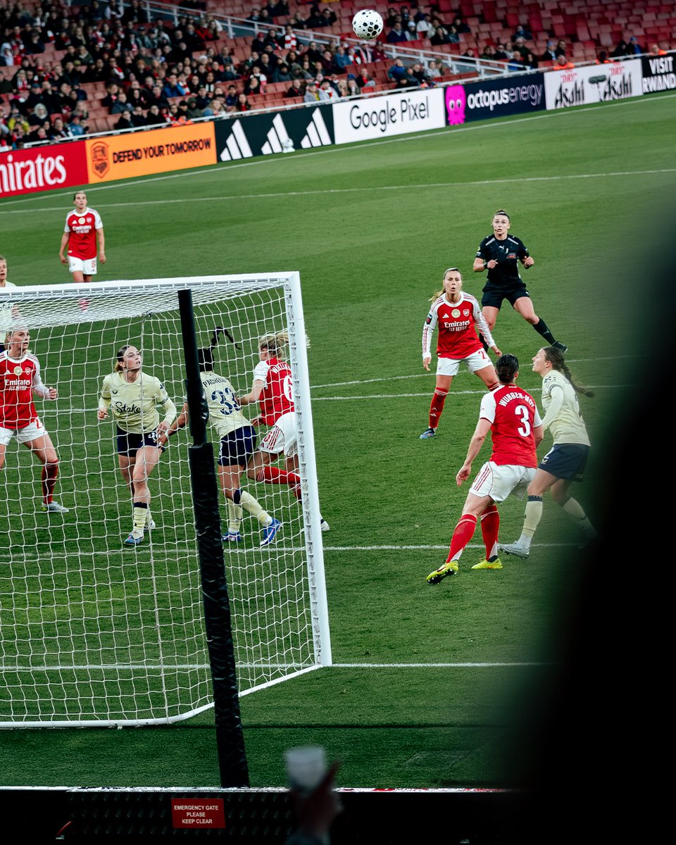 Arsenal Women tweet media