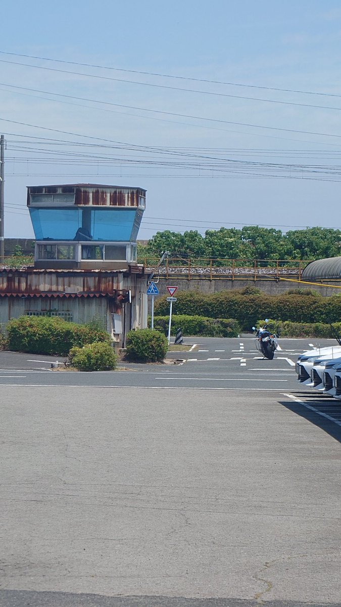 けいさん tweet media