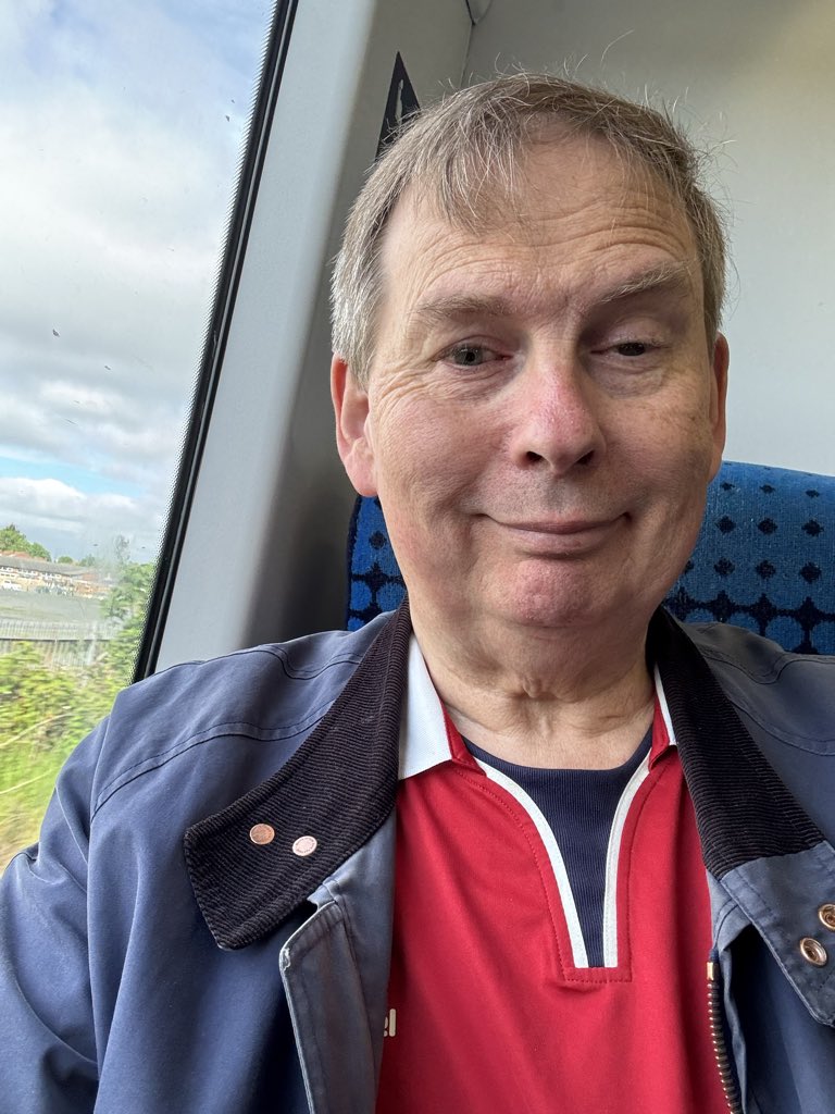 spencsj's tweet photo. Off to Wembley Stadium. Up The Boro. #UTB  Just left Hull and very friendly so far. https://t.co/8AJAuCjDoR