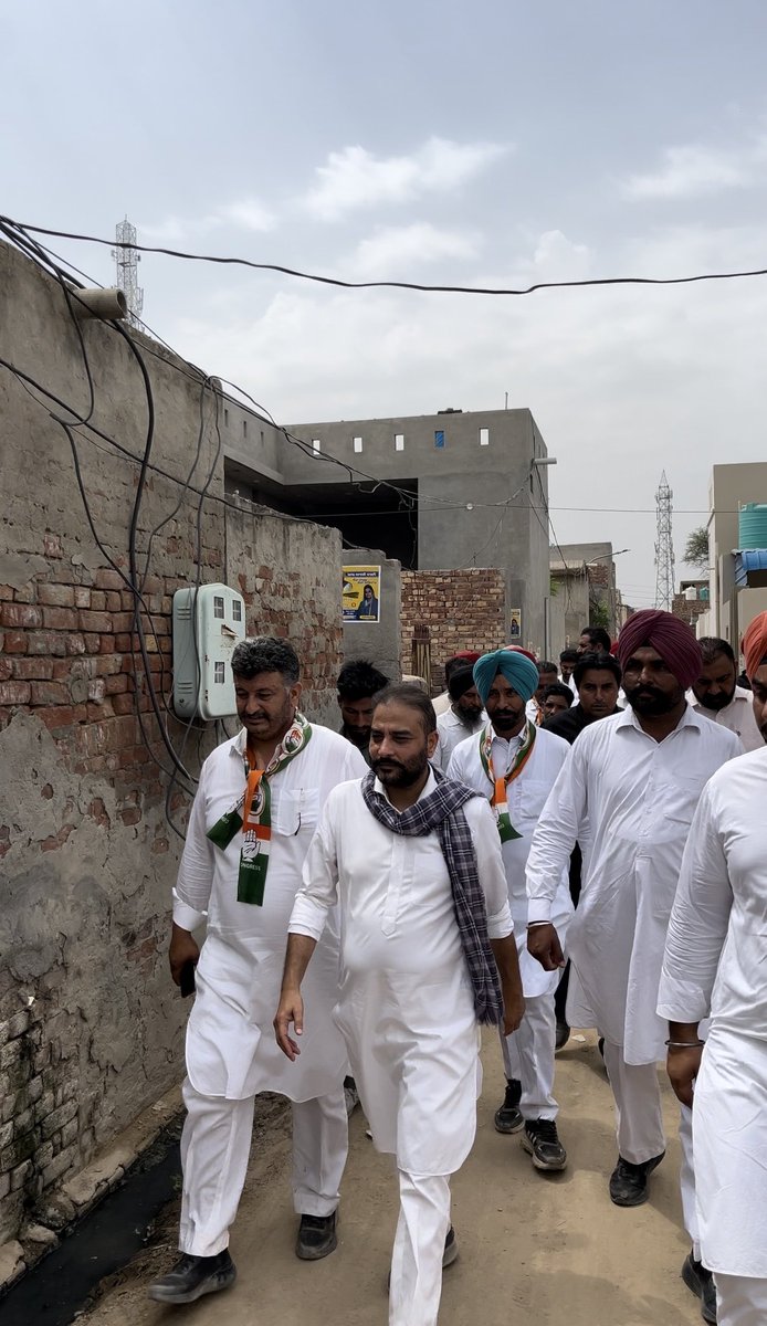RaminderAwla's tweet photo. ਵਾਰਡ ਨੰਬਰ 9 ਤੋ ਬਲਜੀਤ ਕੌਰ ਜੀ ਦੇ ਹੱਕ ਵਿੱਚ ਚੋਣ ਪ੍ਰਚਾਰ ਕੀਤਾ ll https://t.co/v7D0ENAMdx