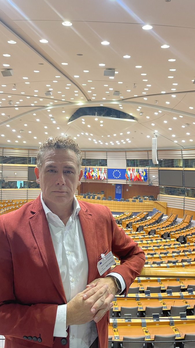 marianof_ok's tweet photo. 🙏🏼El HONOR de ser Invitado por @UNIRuniversidad y @Cepeda al @Europarl_EN https://t.co/Qbh2dZIvAE