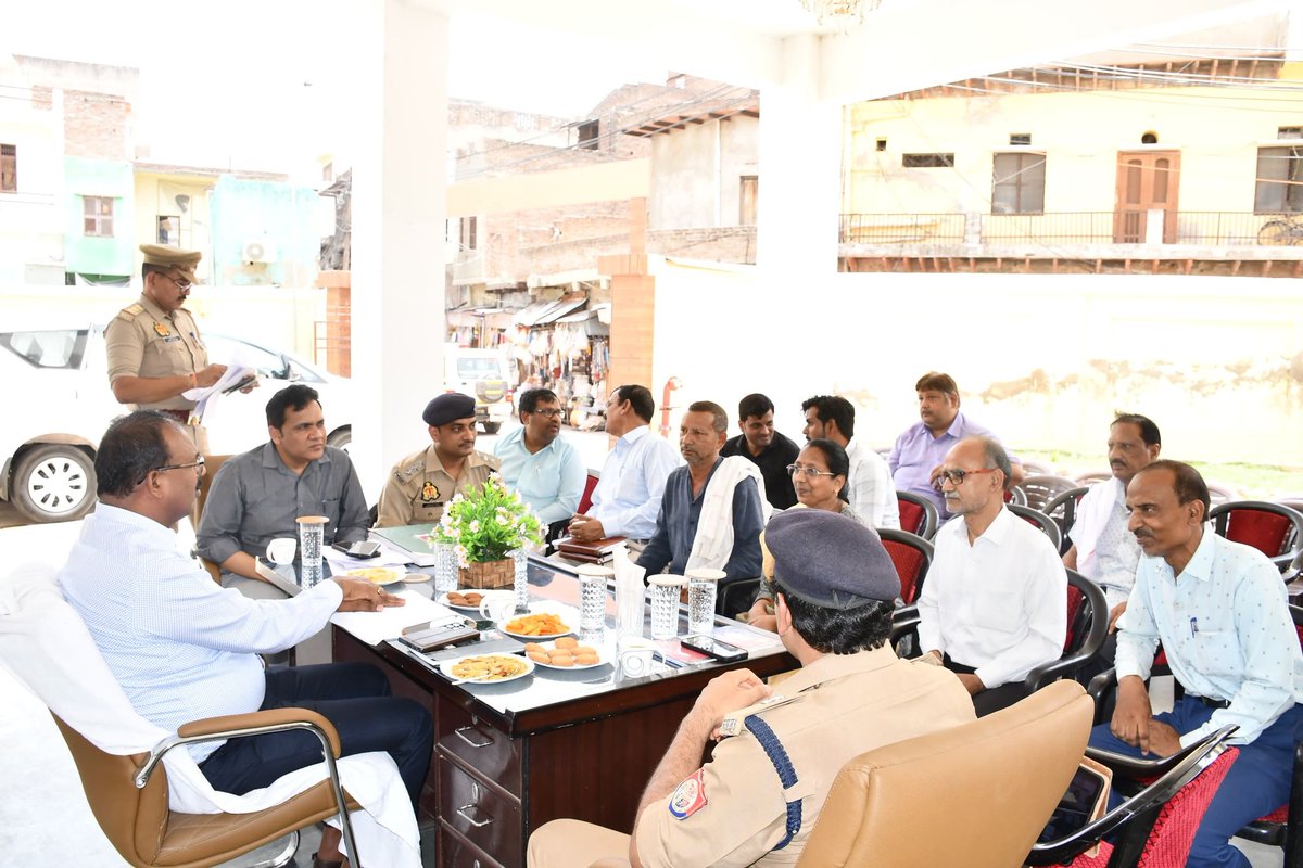 DM Firozabad tweet media