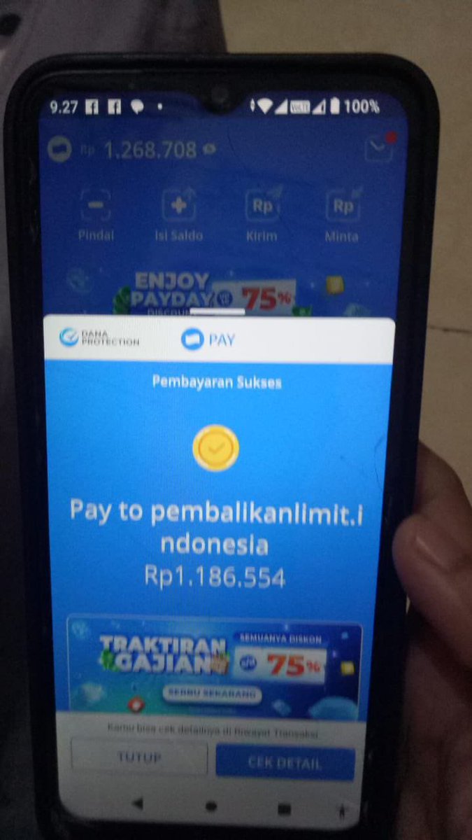 scrubdle's tweet photo. gatau akunnya yang mana tp ini lucu bgt jujur contoh pengembalian limitnya pake qris dana an pengembalianlimit.indonesia, yang mana aku punya qris dan tiap hari pake qris dana alias sorry gak ketipu. lagian lucu bgt begini contohnya 😭😭😭 https://t.co/05V5wRLTki