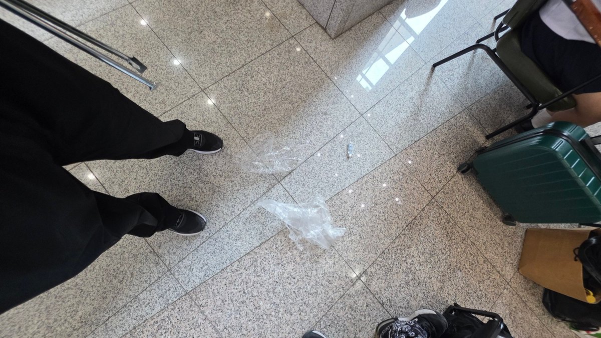 ☣트레쉬 하자드☣ (코스행사 쓰레기처리반) (수코제발 살려줘) tweet media