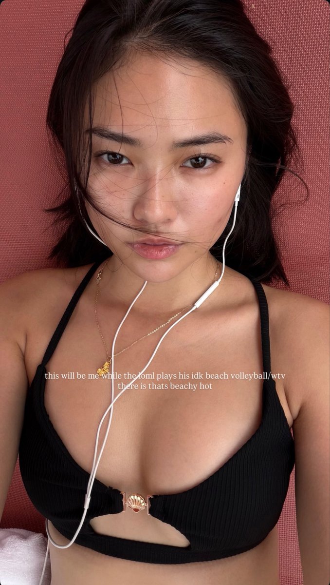 sg midriffs tweet media