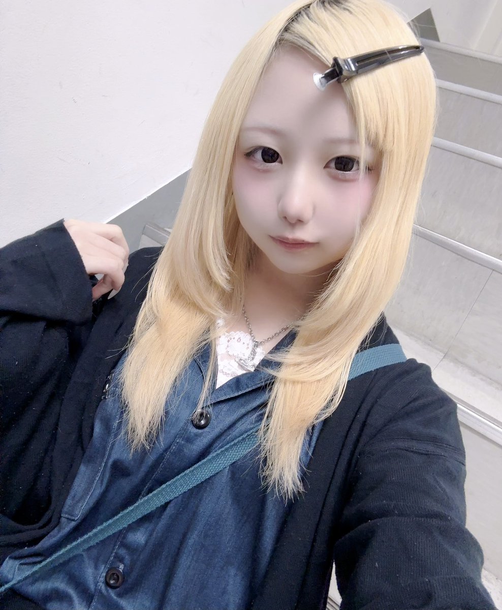 ぽめ tweet media