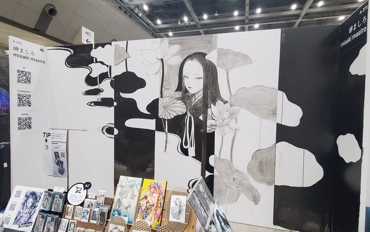 1日目ありがとうございました！ ライブペイントは明日完成させます