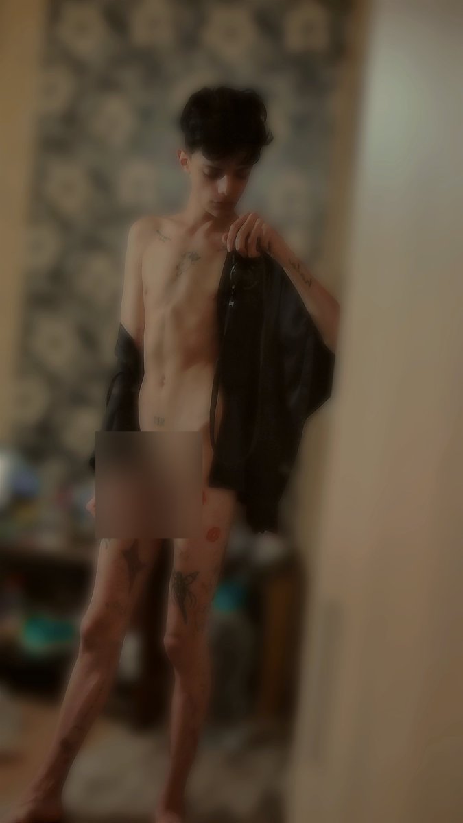 YANI PETROV | BG Fansly Model 🔞💦 tweet media