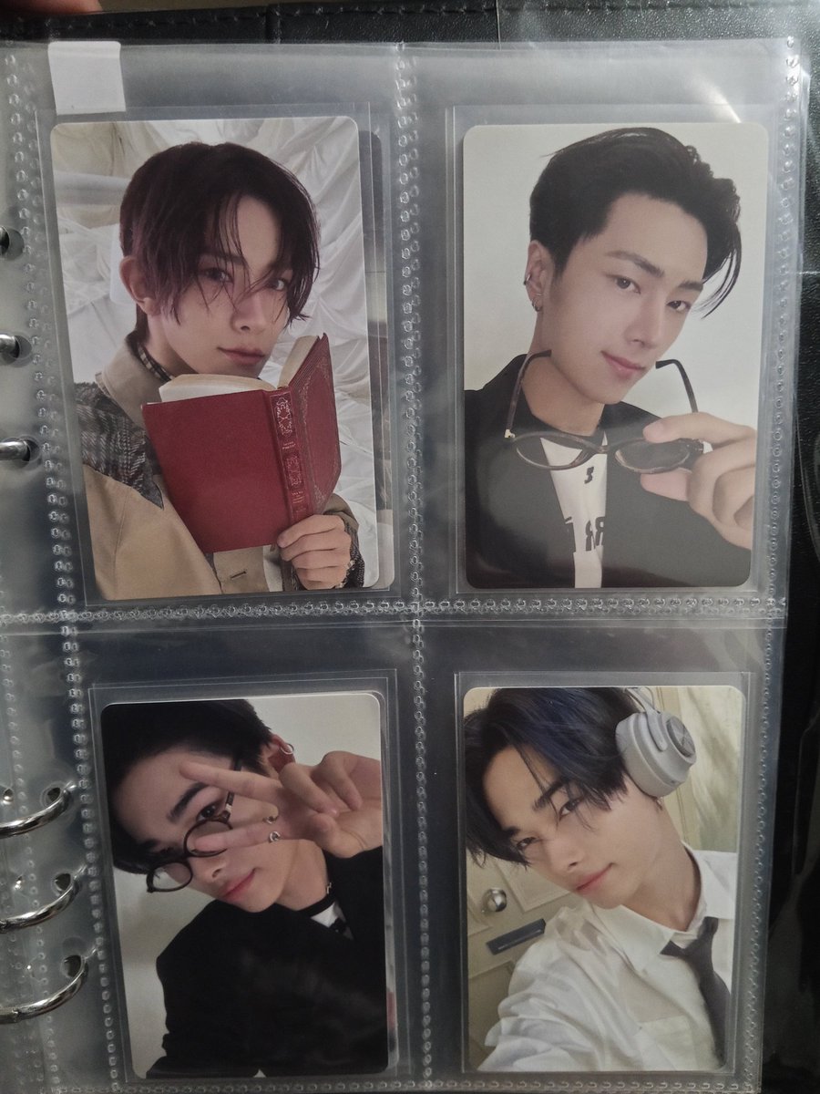 avnerie_o's tweet photo. RUSH SALE‼️ WTS LFB | enhypen dicon 2024 pc tw(en-)ty years phᵕ̈
⊂⊃ i decided to live as me and being comfortable without effort by soo-hyun kim for 250 each
⊂⊃ pc tingi for 50 each
⊂⊃ mop: gcash payo/dop | mod: direct jnt | x sensi | on hand | good condition https://t.co/59fl5fbQO0