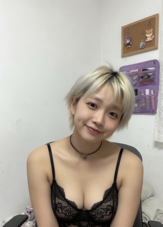 そら tweet media