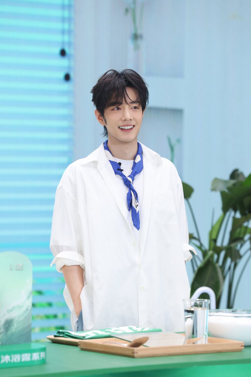 xrenaur's tweet photo. 3/4 https://t.co/OWEXS6whaZ
#XiaoZhan #肖战 
©肖战工作室 https://t.co/8bawyQlVzD