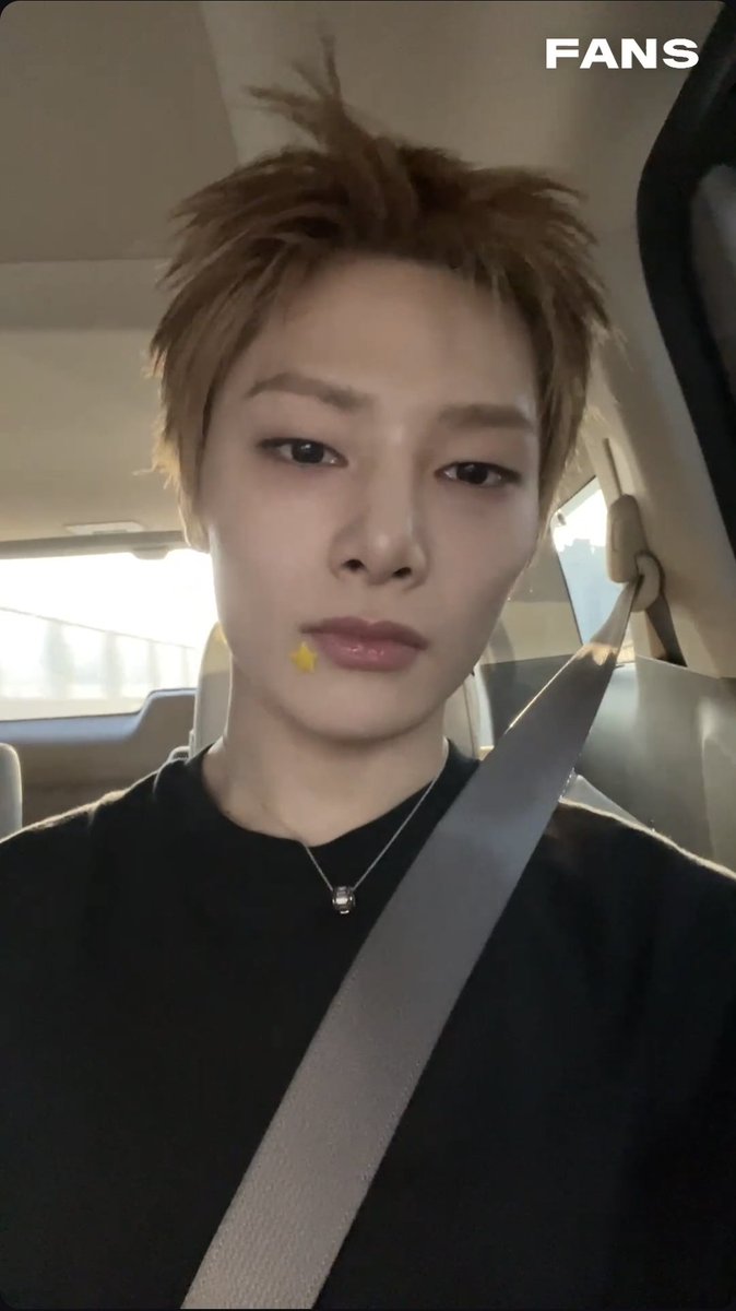 빵 tweet media