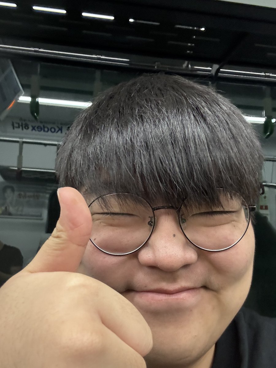 koyoungmin0604's tweet photo. 스쿠나 한국 상륙. https://t.co/KlJ8OE13Ee