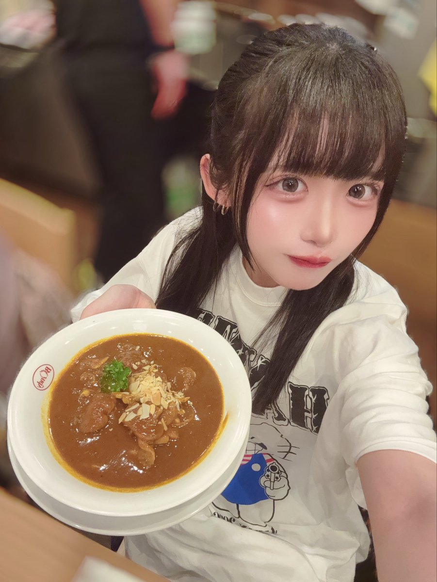 涼々音こま tweet media