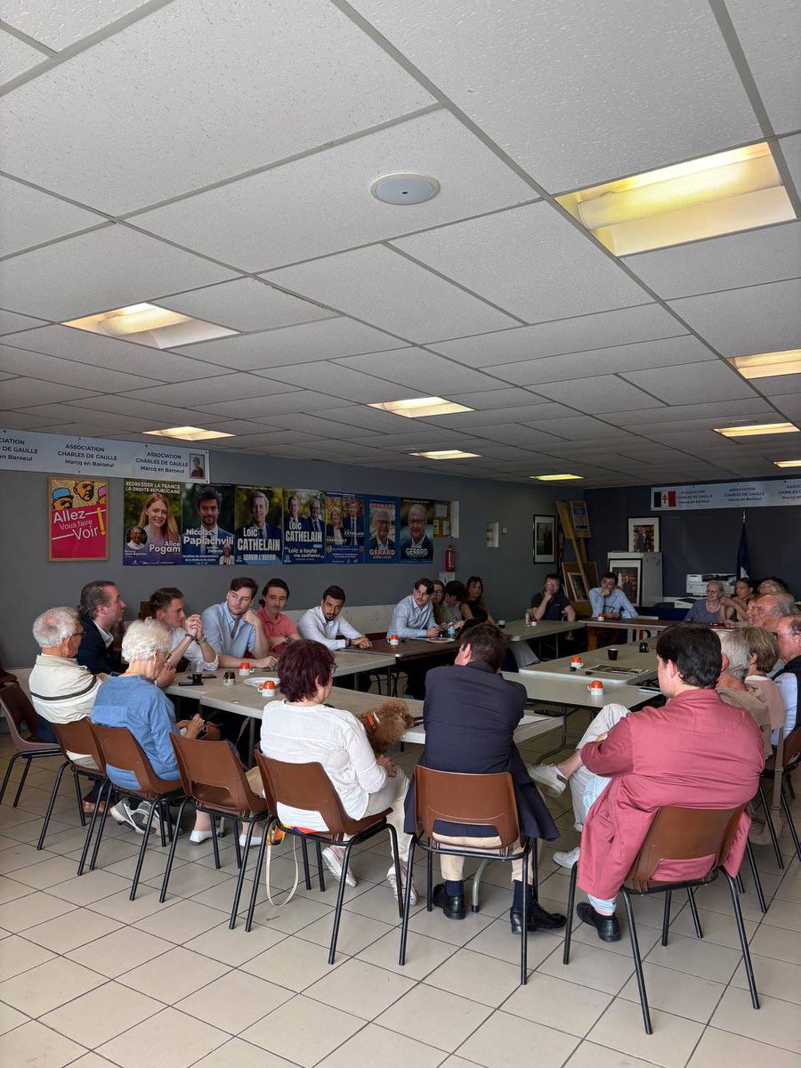 sebast_leblanc's tweet photo. Très heureux d’avoir participé ce matin à @villedemarcq à un bel échange entre les membres du Café Républicain de la #Circo5909 et les @JeunesReps59.

Le lien entre les générations est une force pour notre famille politique : l’expérience des uns, l’énergie des autres.

Bravo à mon ami @arthurpietrzak_, responsable départemental des @jeunesreps, pour son engagement et le formidable travail qu’il mène auprès des jeunes militants.

#LR