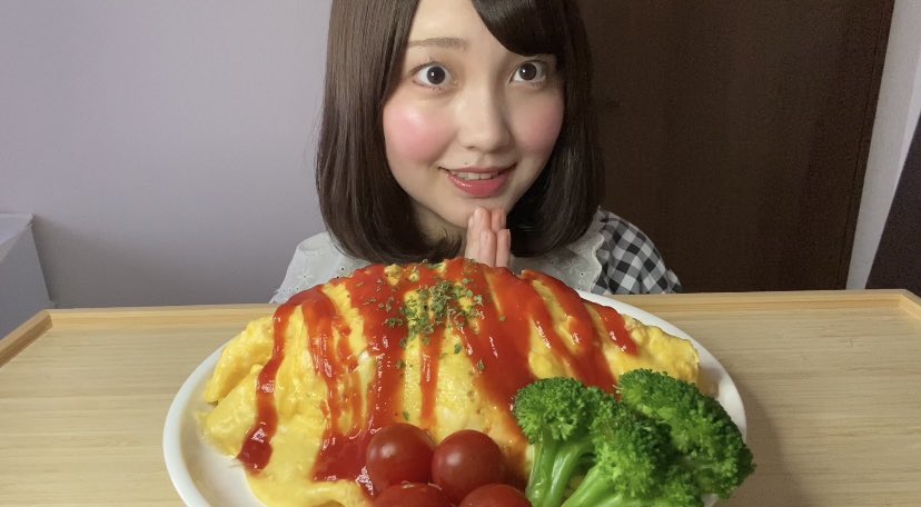 りん tweet media