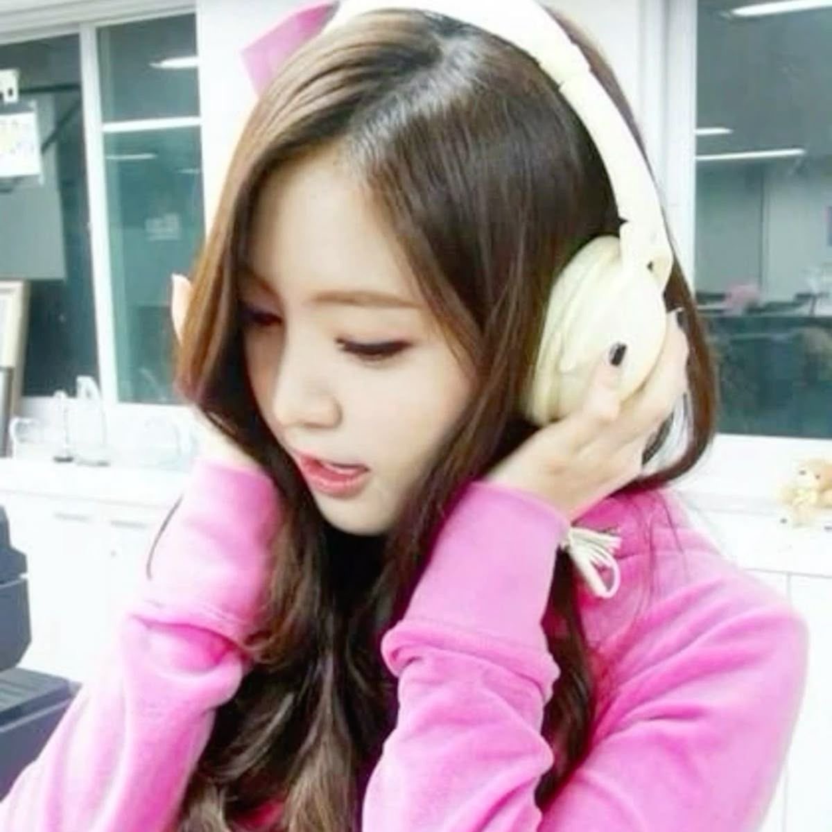 자지냐앙이(상태:리밋걸림미친아) tweet media