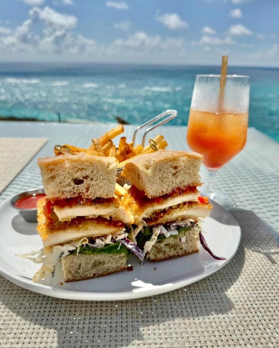 Bermuda tweet media