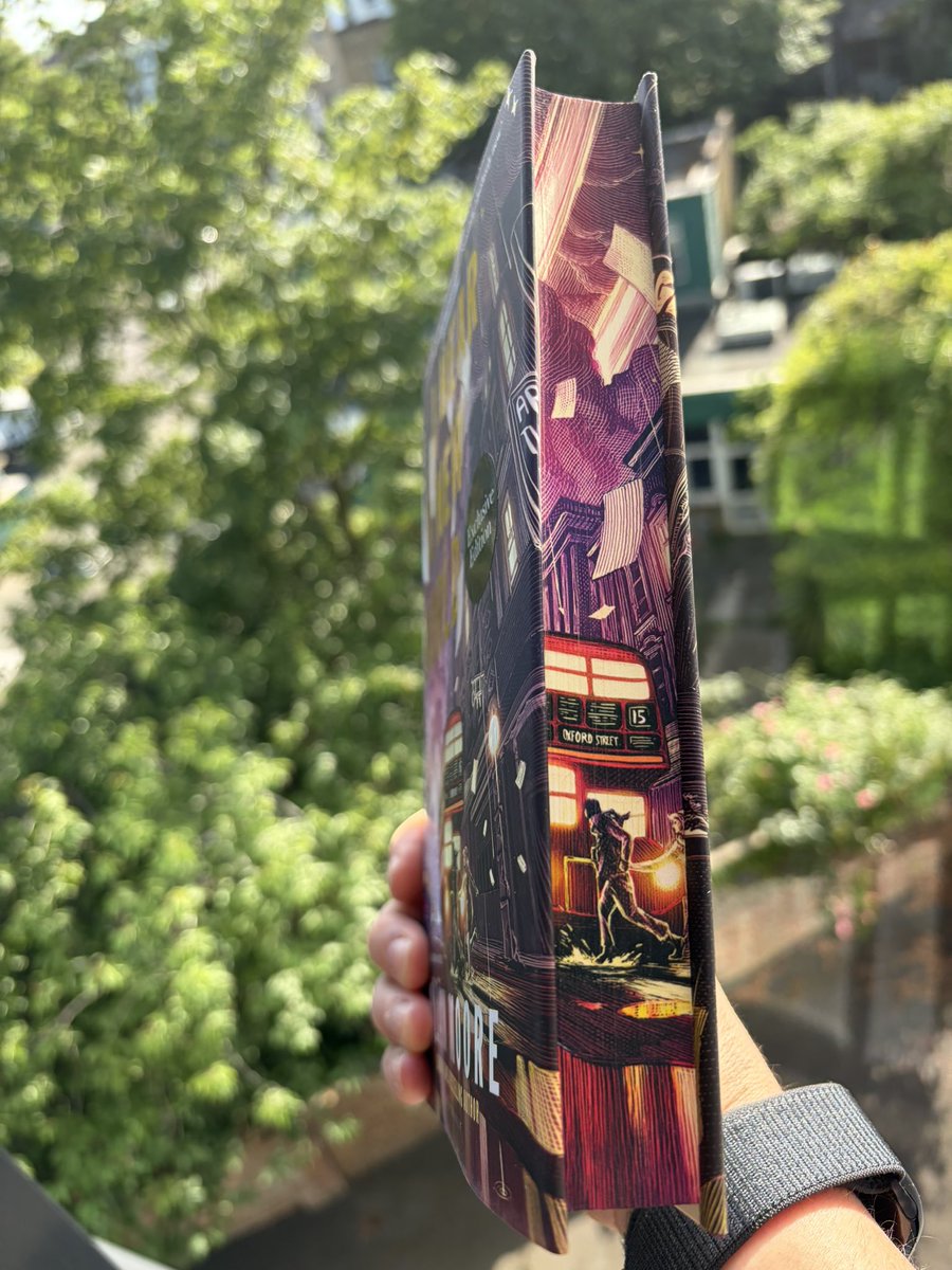 agentandagent's tweet photo. I Hear A New World class Alan Moore book is out! Enjoy the best Long London weekend ever with this astounding second novel in the spectacular series. Here in all its @Waterstones special edition glory. https://t.co/5IXcqdrIG9