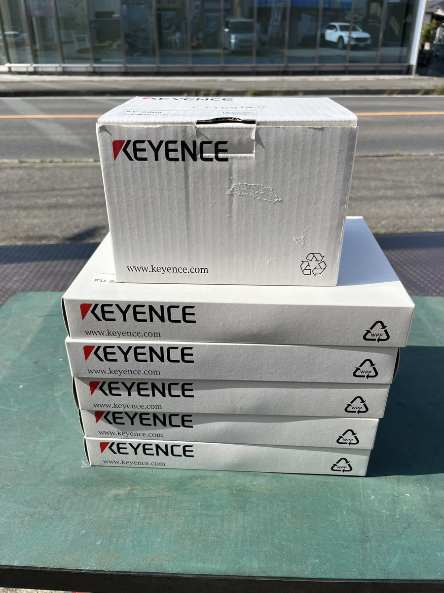 kaitoriya_upper's tweet photo. 【買取り情報】
KEYENCE
KV-5500 / FU-93 / FU-93Z
未使用品を買取り✨
FA機器・制御機器なども
幅広く対応しております😊
#キーエンス #FA機器 #買取り https://t.co/wSyIznArHr