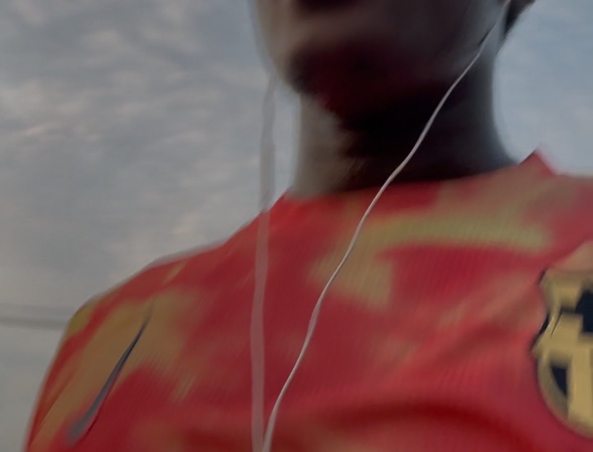 blkylimm | π tweet media