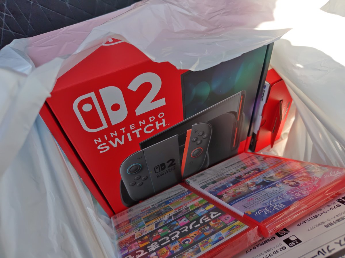 chafu_rin's tweet photo. 買っちまったよSwitch2〜 https://t.co/8aWfoFF3Ng