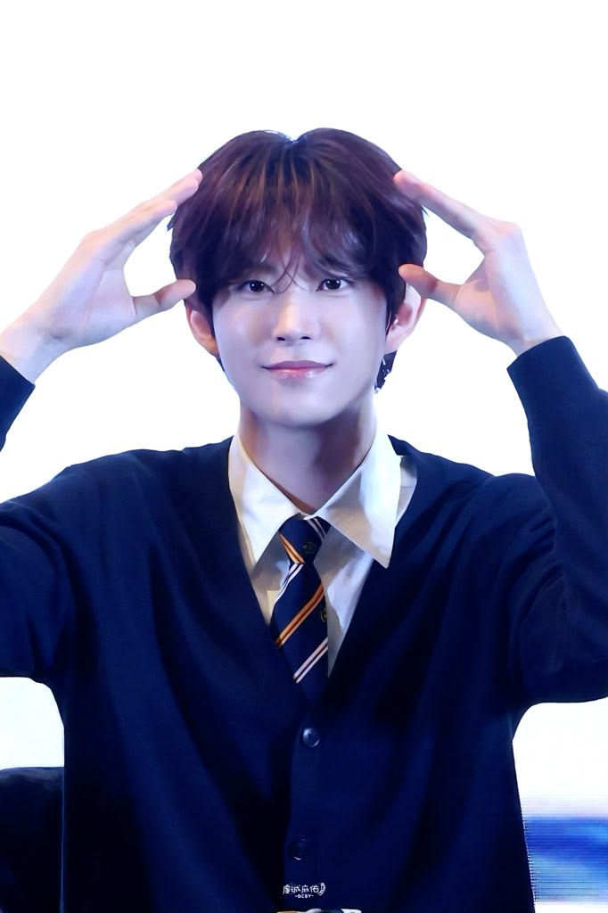 rui || Ald1 ot8🔥 tweet media