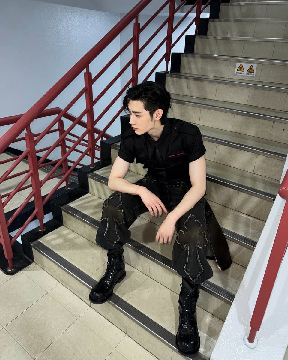 kai ⋆✮ tweet media