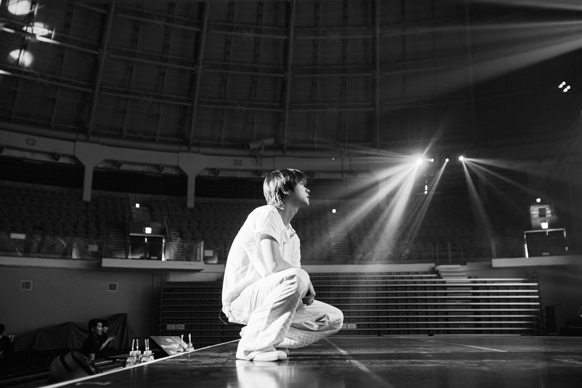 iKON GLOBAL iKONIC tweet media