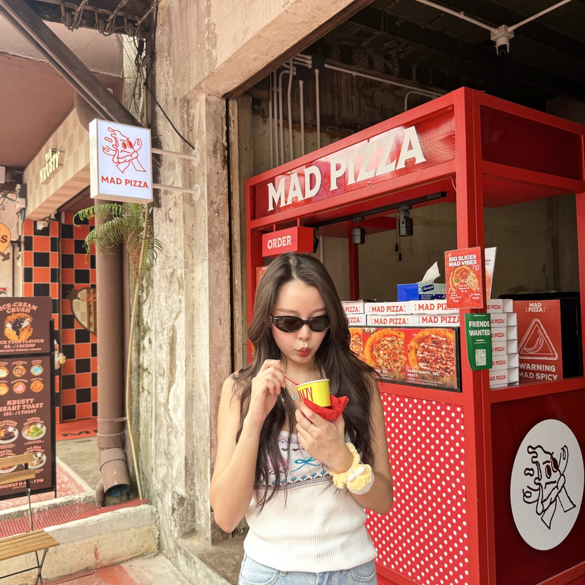 나연 tweet media