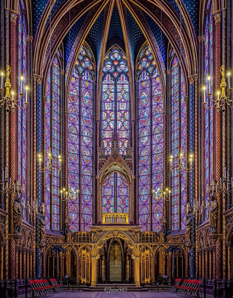 TravelDestiny10's tweet photo. Sainte- Chapelle Paris, France 🇫🇷 https://t.co/65izhDULmB