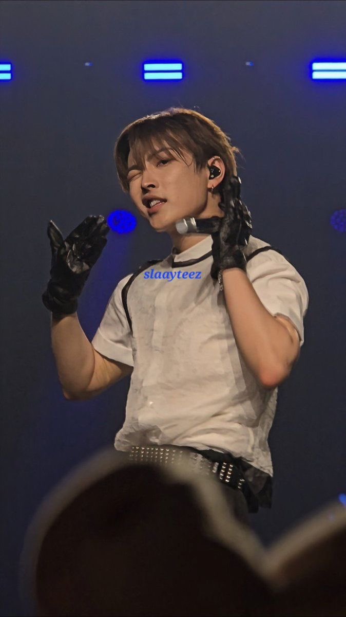 hongjoong’s princess 👑 tweet media