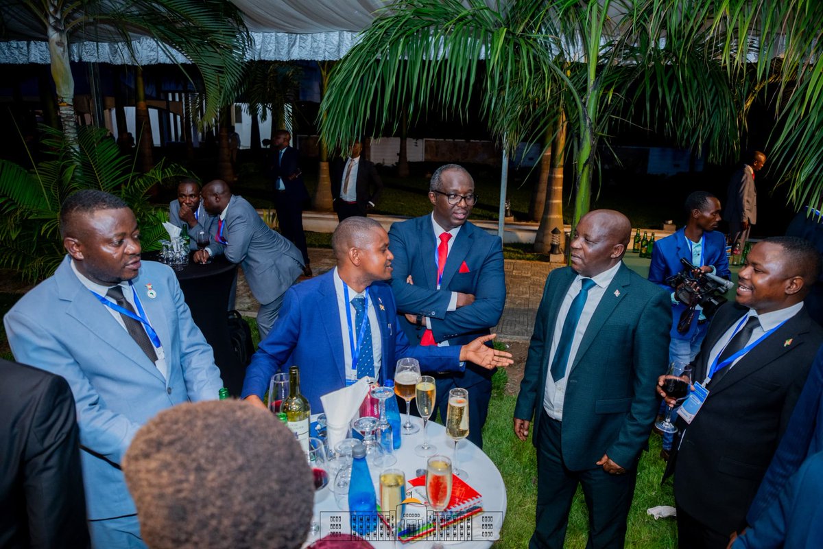 Ntare Rushatsi House tweet media