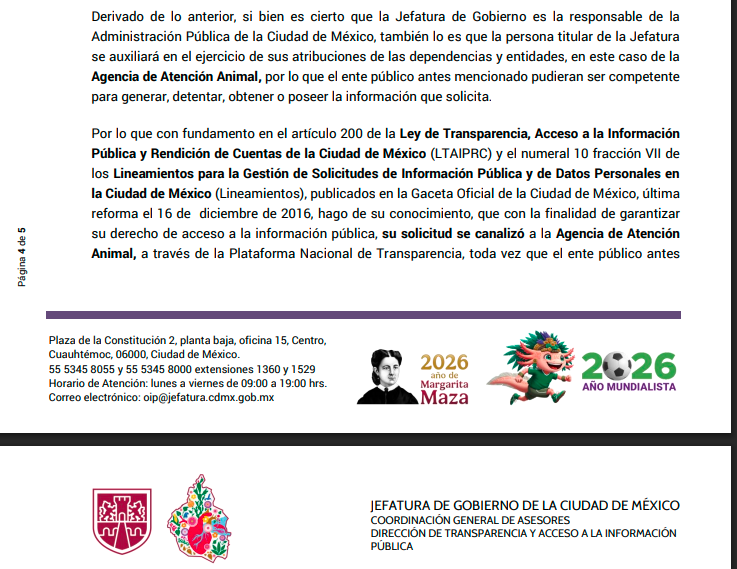 YoAmoaLaCiencia's tweet photo. El gobierno de Brugada se niega a explicar quién controla el RUAC: miles de ciudadanos confiaron su información personal

Le preguntamos al gobierno de Clara Brugada, qué funcionarios tienen acceso al manejo del RUAC y cómo están protegiendo los datos personales de miles de ciudadanos.

La Jefatura de Gobierno nos dijo que la Agencia de Atención Animal, pero en esta dependencia terminaron diciendo que “no les toca”.

Más de 330 mil animales han sido inscritos en el RUAC, el Registro Único de Animales de Compañía, lo que significa que miles de ciudadanos confiaron sus datos personales al gobierno de la CDMX. 

Por la promesa de un sistema oficial que les ayudaría a proteger a su perro o gato que sería seguro.

Por eso solicitamos información básica sobre el manejo de este sistema, desde cuántos funcionarios públicos tiene acceso al RUAC y quienes son. 

Quienes tienen autorización para registrar o modificar información y si existen bitácoras de operaciones que identifiquen cuando un funcionario entró al sistema.

Solicitamos también qué mecanismos de control y autenticación se utilizan, no vaya ser que tienen un usuario y contraseña apuntado en un papelito que se lo pasan entre varios funcionarios.

Y qué lineamientos regulan el manejo y resguardo de los datos personales asociados al RUAC, porque no se puede operar un sistema de información con miles de datos sensibles de los ciudadanos sin reglas ¿verdad?

Incluso aclaramos expresamente que no pedimos contraseñas ni información sensible de seguridad informática o datos de los ciudadanos. 

Simplemente, quienes manejan este padrón y como lo están protegiendo.

La Jefatura de Gobierno a través de la solicitud 090161626000538  nos dijo desde el 21 de abril del 2026 que hiciéramos la solicitud a la Agencia de Atención Animal que dirige Ana Villagrán. 

La Secretaría del Medio Ambiente, que dirige Julia Álvarez, en la solicitud 090163726000566, desde el 22 de abril nos señaló los artículos de la Ley de Protección y Bienestar Animal de la CDMX que establecen que el RUAC es operado por AGATAN. 

La Agencia Digital de Innovación Pública (ADIP) respondió el 27 de abril en la solicitud 092077926000163 que solo se dedican a darle mantenimiento al sistema sin ingresar a su contenido y nos señaló a AGATAN como responsable.

Pero AGATAN, primero pidió una prórroga  para la solicitud 092119826000213 el 29 de abril. 

Y terminó respondiendo hasta el 12 de mayo con un documento en el que afirman que no tienen información sobre quién accede al RUAC. 

Que no saben quién lo administra, quién modifica datos, qué controles existen, qué bitácoras hay ni cómo funciona el sistema  y que es asunto de la Agencia Digital de Innovación Pública. 

Además se negaron directamente a informar quien responde la solicitud. 

Cuando señalamos que de manera deliberada no se está identificando el titular de la Unidad de Transparencia de AGATAN que es el secretario particular de Villagrán. 

AGATAN fue la última dependencia en responder e intentó deslindarse de la administración del RUAC cuando la ley señala en su artículo 73 como su obligación: 

"II. Coordinar y concentrar los datos cualitativos y cuantitativos que se desprendan del RUAC, asegurándose que en la prestación de servicios públicos relacionados con los animales de compañía siempre se lleve a cabo su registro."

Públicamente AGATAN presume operar el RUAC y en redes sociales han difundido que hay personal que realiza los registros durante eventos. 

Además de han realizado jornadas de registro con las diputadas Diana Barragán del PT y Valeria Cruz de MORENA.

¿Quiénes son los funcionarios de AGATAN que están administrando esta base de datos de ciudadanos?

¿Por qué hay funcionarios que “inscriben” al RUAC? 

¿Quien del gobierno de Brugada está garantizando la protección a los datos personales si no tienen control de quienes manejan el RUAC?

Inscribiste a tus animales en el RUAC ¿Te da confianza que tu información se maneje de esta forma?