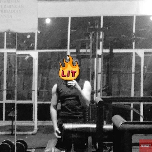 BUKAN BASE RATED tweet media