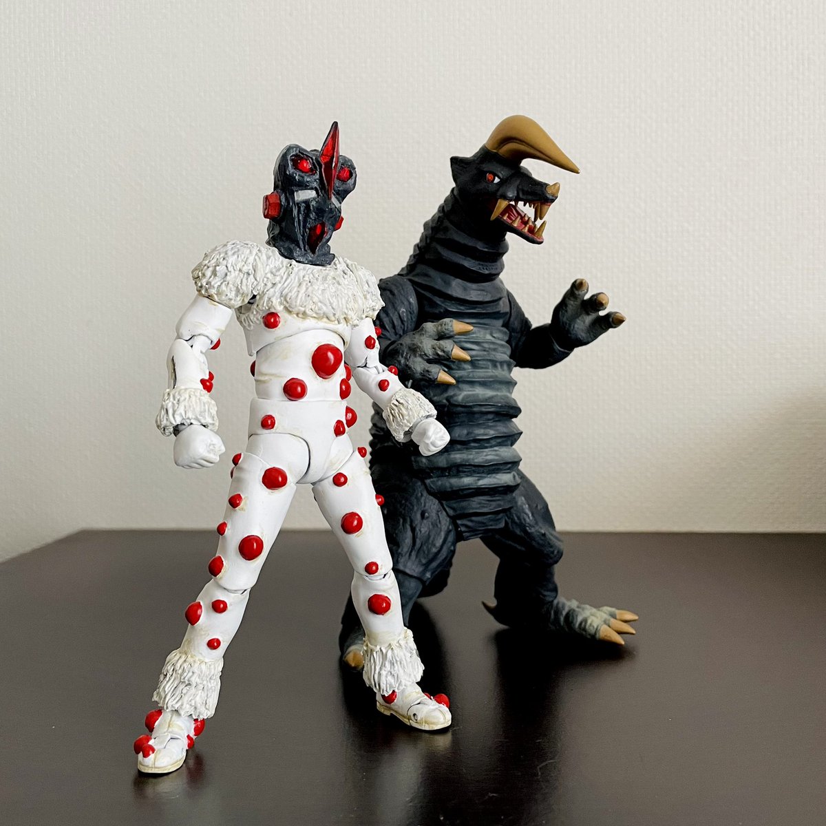 フィギュアーツ改造 〜 ナックル星人 ① 『帰ってきたウルトラマン』の