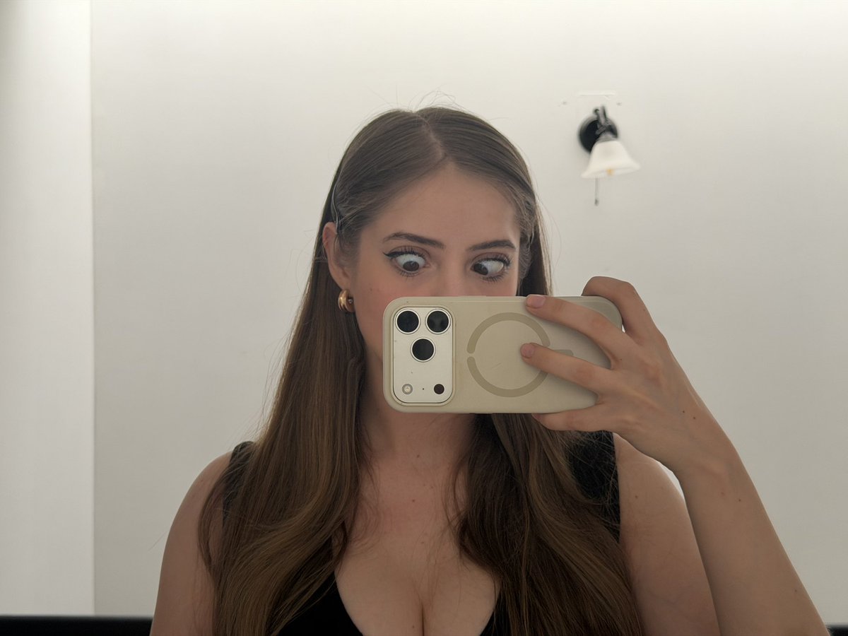 Jessica Varela tweet media