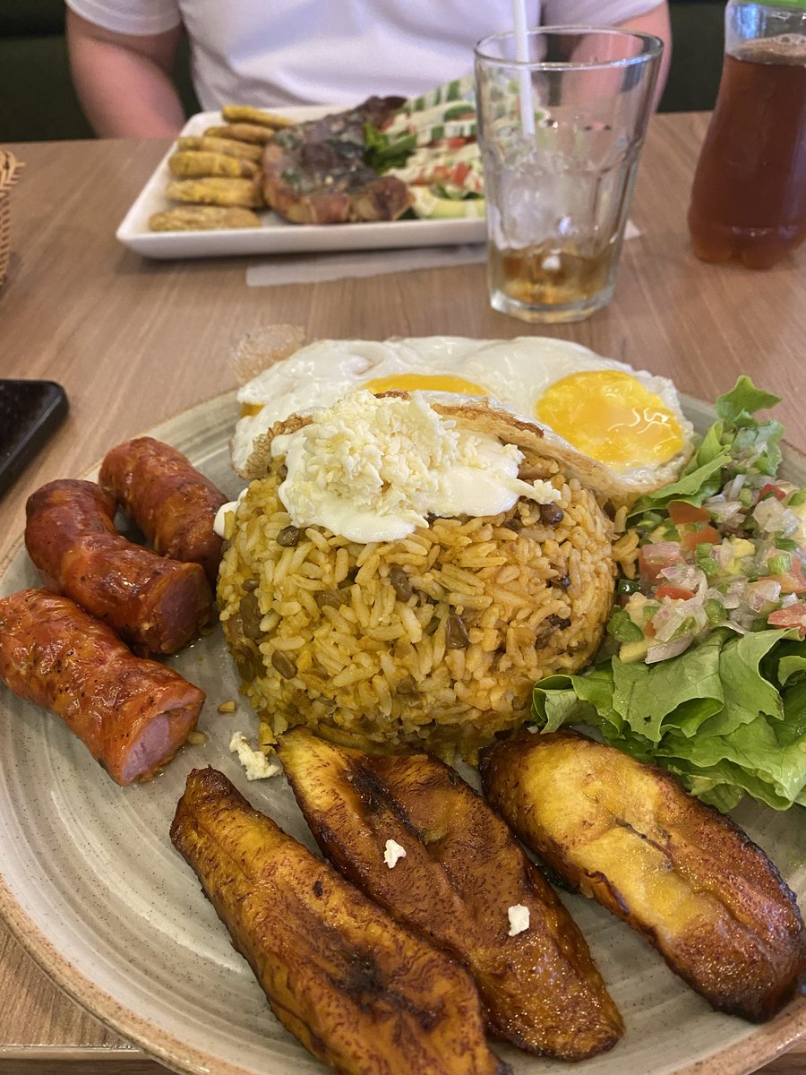 chichodesign's tweet photo. Este plato es bello bello #yapingacho https://t.co/VMzKC6LmI9