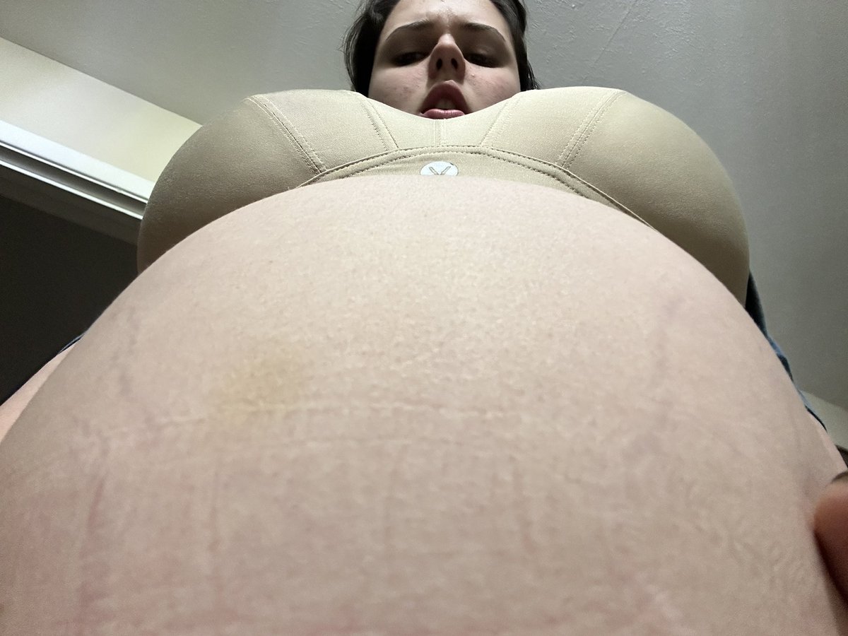 GumGumTum's tweet photo. Ooooh I’m so full… my stomach sounds like a thunderstorm https://t.co/O34cOvniwA