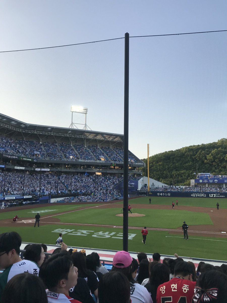 え。 tweet media