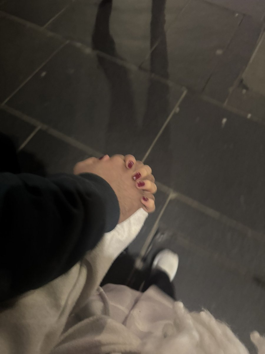 _Jew98's tweet photo. أخترتك من الناس للقلب خلّه
يا حيثك مرادي وكيفي وذوقي
ما رحت أدوّر كل زولٍ تحلّى 
لولاك تسوى ما عطيتك خفوقي. https://t.co/gBcU2FFYXB