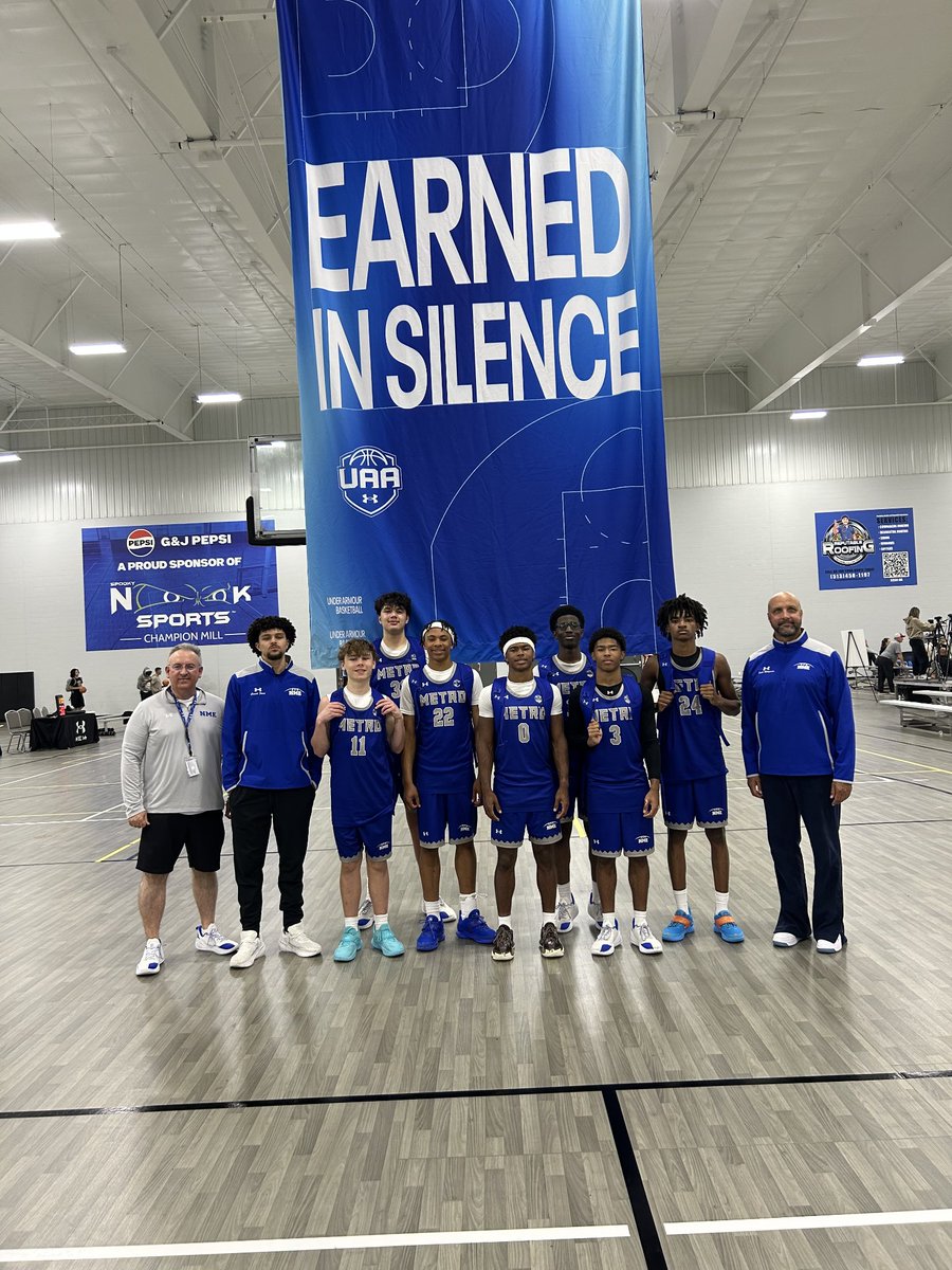 NMEBBALL's tweet photo. NME UNDER ARMOUR UA RISE & UA FUTURE - 

🏀Tough opening night for 15U and 16U as Team Iconic from Canada and the Illinois Attack get the dubs over the good guys.
🏀Under Armour as always a first class operation - staff and leadership are simply the best in the Biz.
🏀6th Grade Boys UA Future grab an OT win over Showtime Stars, a team we had lost to twice previously.

A weekend for the ages is underway!!!