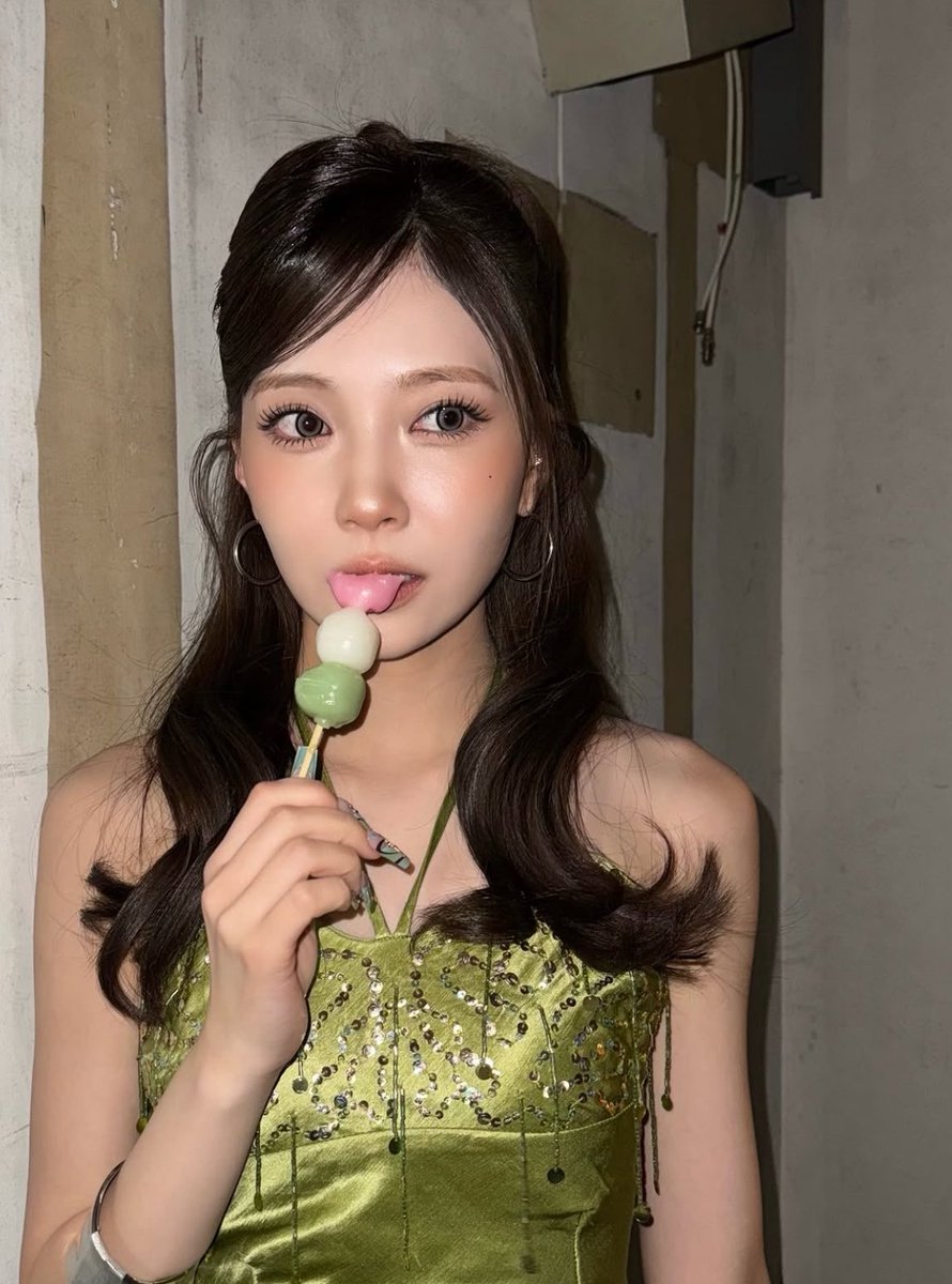 mayuka pics tweet media