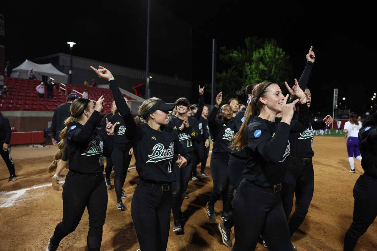 USFSoftball's tweet photo. Shined under the lights 🤩 https://t.co/xcVdLwMby6