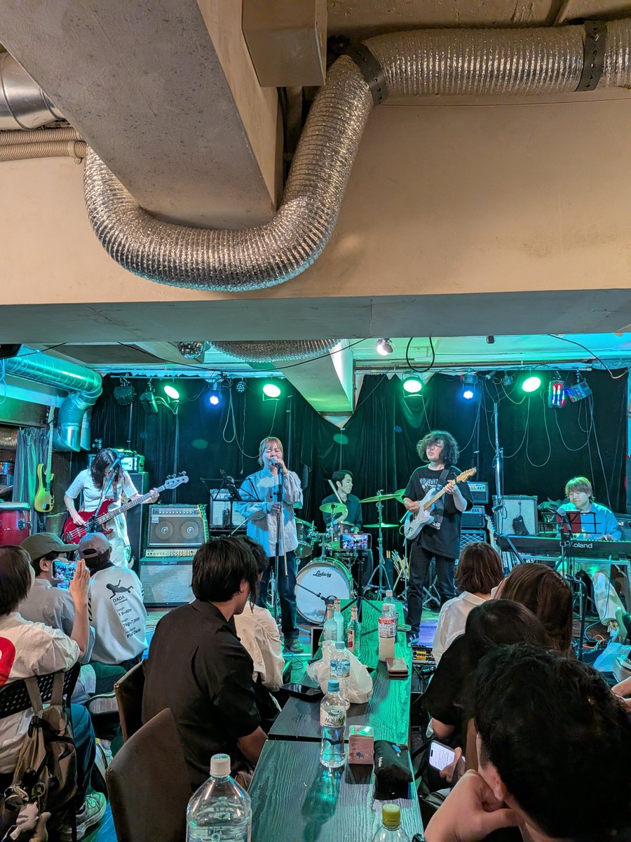 hiroshi_homma's tweet photo. 1回目の出番終わり、
暫くのんびり🎶！ https://t.co/iDxtlnNLMR