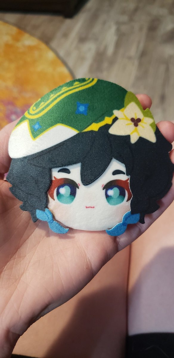 MissGreenKitty's tweet photo. 75cm plush buttons are here! They will be available starting at Des Moines con ❤ https://t.co/RYgXYejCAK