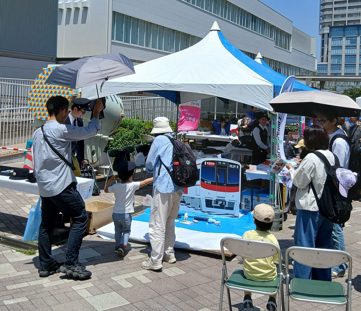 年明けセール　山陽電車　旧式制帽　一般運転士 県立舞子公園で☀️開催されている たるみっこまつりに出展してます