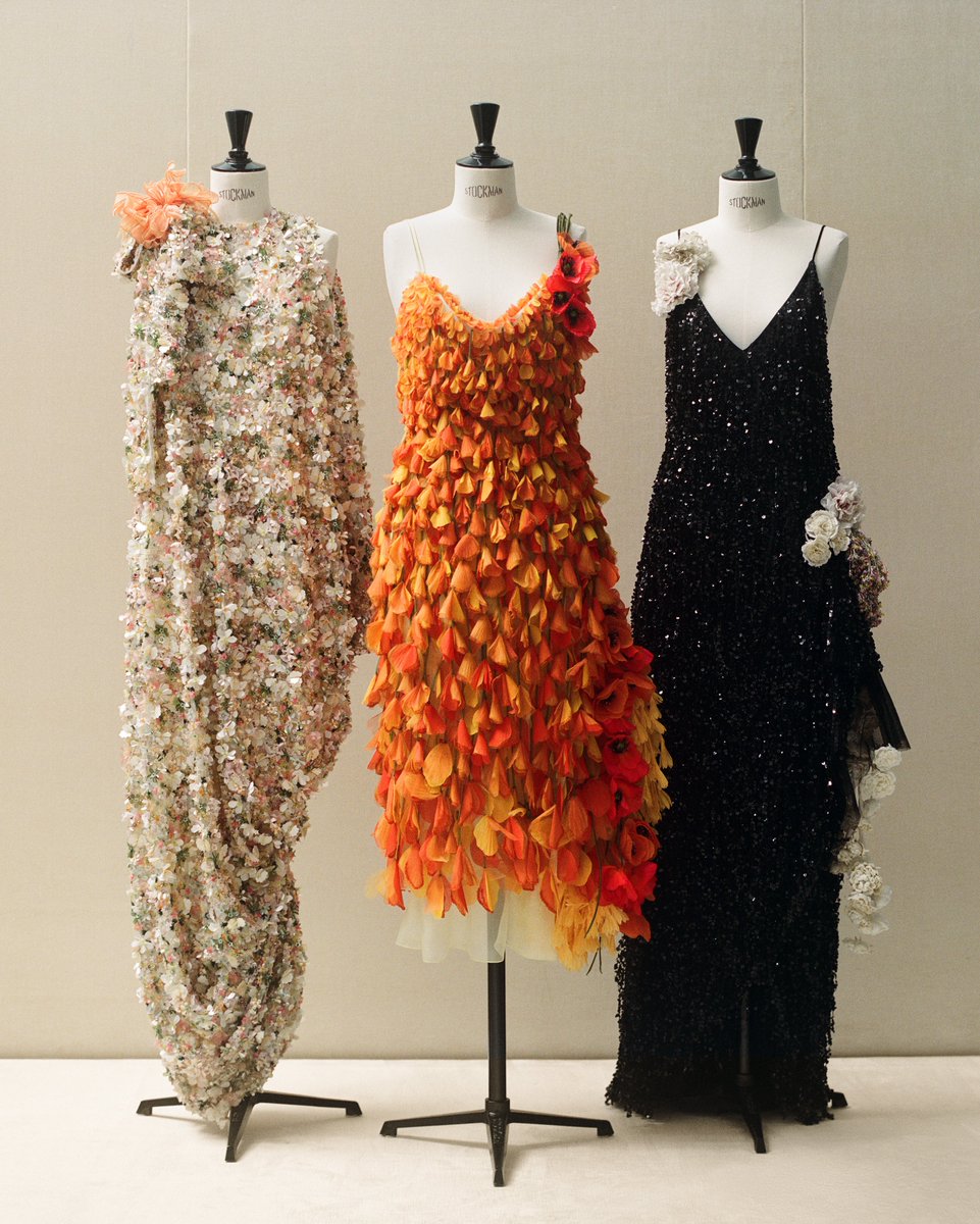 Dior's tweet photo. Dior Cruise 2027.

A trio of dresses in bloom - from handmade flowers to all-over opalescent embroideries and orange organza petals like a field of California poppies.

https://t.co/jzfu3q7bvY

#DiorCruise https://t.co/JOG7VyDusN